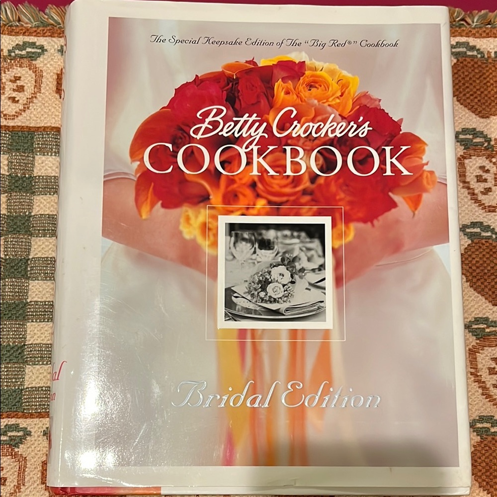Betty Crocker Bridal Edition Cookbook Special Keepsake
